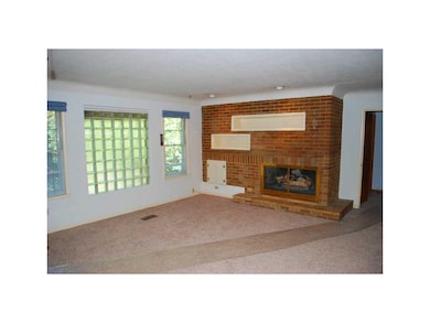 Living Room. Gas fireplace