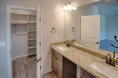 Master Bath to closet