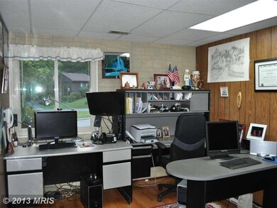 14905 Piney Grove Ct, North Potomac, MD 20878 - photo 6