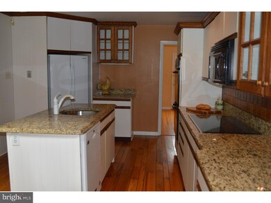 722 Berwyn Baptist Rd, Devon, PA 19333 - photo 4