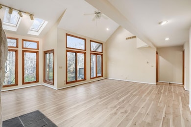 3313 Glen Oaks Ct, Lewis Center, OH 43035 - photo 5