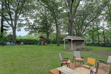 24 Humphreys Rd, Barrington, RI 02806 - photo 3