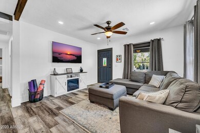2014 N 10th St-8