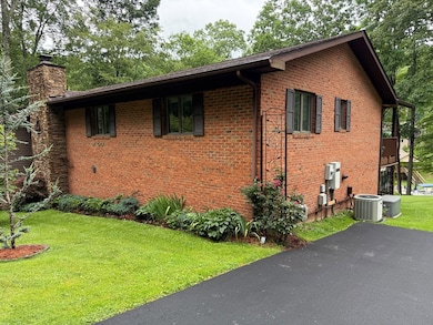 142 Flat Top Lake Rd, Ghent, WV 25843 - photo 7