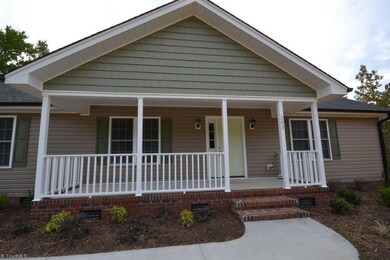 383 Dawson Miller Rd, Asheboro, NC 27205 - photo 3