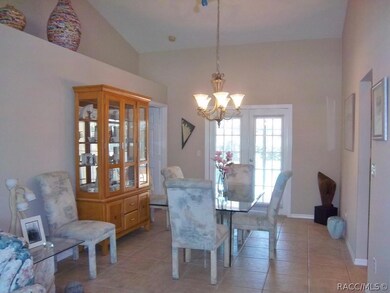 Dining Room (pool view)