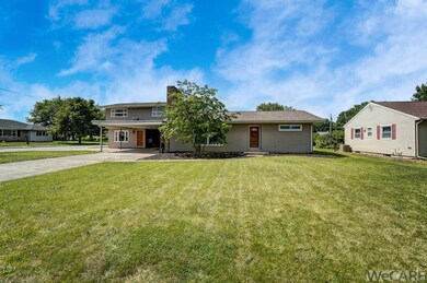 519 S Wagner Ave, Wapakoneta, OH 45895 - photo 2