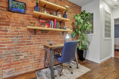 Lots of room for a work space!