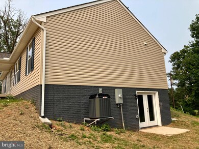 468 Battle Mountain Rd, Amissville, VA 20106 - photo 5