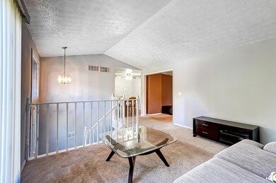 1714 Rivermont Rd, Columbus, OH 43223 - photo 7