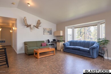 4100 Hayes St, Anchorage, AK 99503 - photo 6