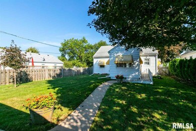 2133 W High St, Davenport, IA 52804 - photo 4