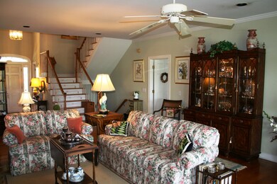 708 Leader Lane