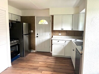 119 Harding Ave, Waukegan, IL 60085 - photo 4