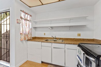 475 N Midway Dr unit 230, Escondido, CA 92027 - photo 5