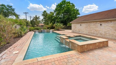 1701 Willow Dr, Richmond, TX 77469 - photo 2