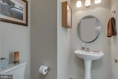 10217 Stagecoach Dr, Hagerstown, MD 21740 - photo 6