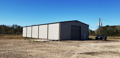 120 Crouch St, Alvin, TX 77511 - photo 3