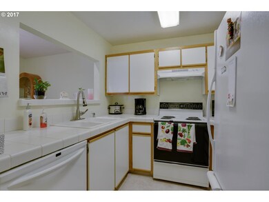 20120 Larkspur Ln unit 84, West Linn, OR 97068 - photo 4