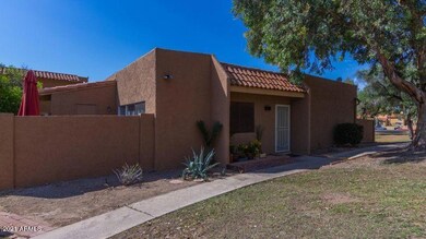 10210 N 7th Place unit 155, Phoenix, AZ 85020 - photo 2