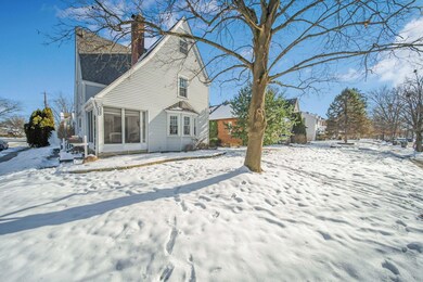 15-web-or-mls-A7408259