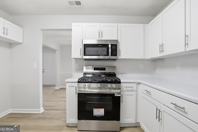 5556 Claridge Cir unit 1, Lithonia, GA 30038 - photo 7