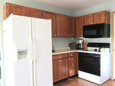All Kitchen Appliances Stay