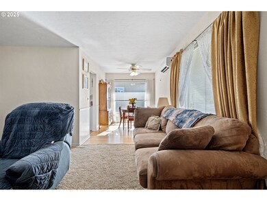 1729 Market St, Springfield, OR 97477 - photo 6