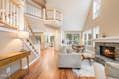 6395 SW Arbor Dr (24)