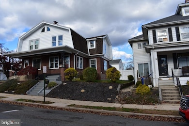 409 Walnut St, West Reading, PA 19611 - photo 2