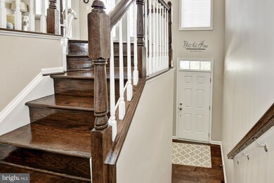 43165 Mitcham Square, Ashburn, VA 20148 - photo 2