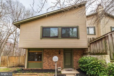 5652 Oak Tanager Ct, Burke, VA 22015 - photo 2