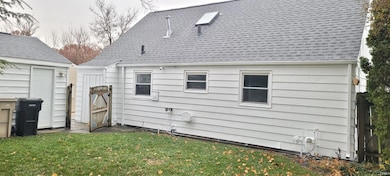 1715 Southeast Dr, South Bend, IN 46614 - photo 2