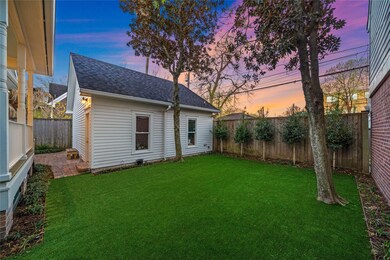 739 Cortlandt St, Houston, TX 77007 - photo 3