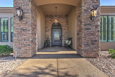2045 E Avenida Del Valle Ct-3