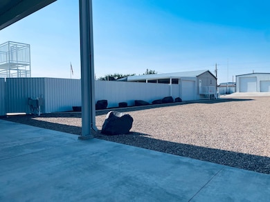 600 Zuni St, Logan, NM 88426 - photo 3