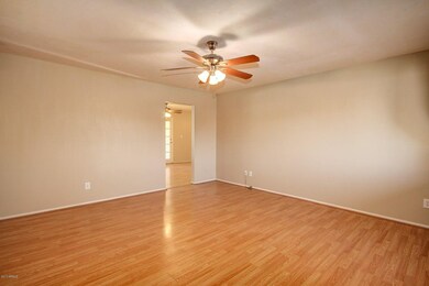0004-Hayward (4)