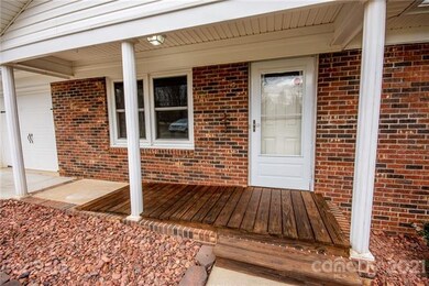 191 Oak Haven Dr, Statesville, NC 28625 - photo 2