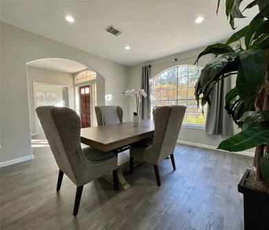 7610 Wedgewood Ln, Houston, TX 77055 - photo 5