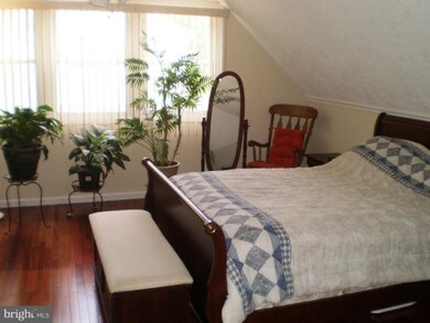 4906 Rocky Spring Ln, Bowie, MD 20715 - photo 3