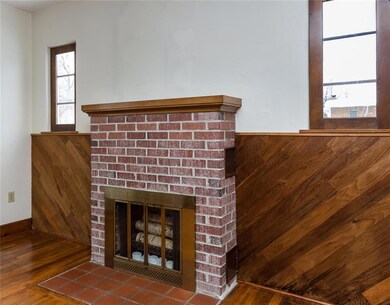 1423 64th St, Windsor Heights, IA 50324 - photo 4