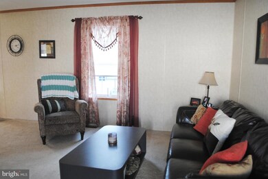 454 Brendon Dr, Leola, PA 17540 - photo 4