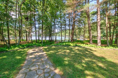 284 Fawn Lake Dr, Hawley, PA 18428 - photo 5