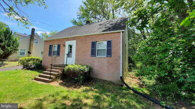382 W 11th St, Front Royal, VA 22630 - photo 2