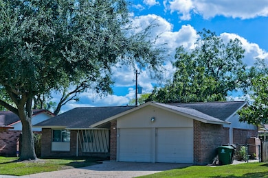 4011 Smooth Oak Ln, Houston, TX 77053 - photo 3