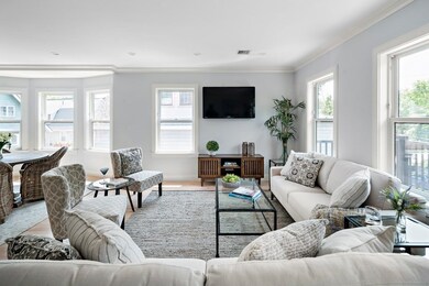 68 Linden St, Brookline, MA 02445 - photo 4