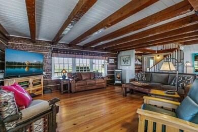 Beautiful beams and hardwood floors