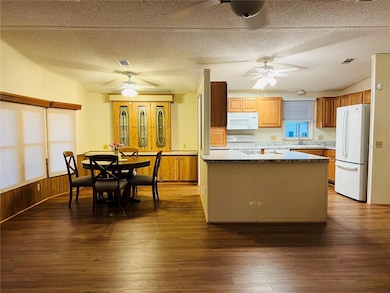 1565 Apache Cir, Tavares, FL 32778 - photo 6