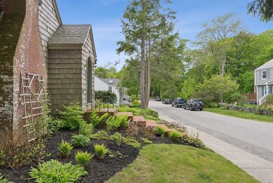 20 Elmwood Rd, Cape Elizabeth, ME 04107 - photo 6