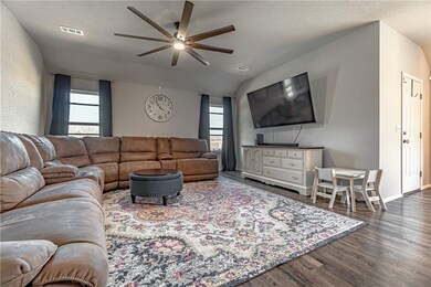 1030 Macy Ln, Elkins, AR 72727 - photo 3